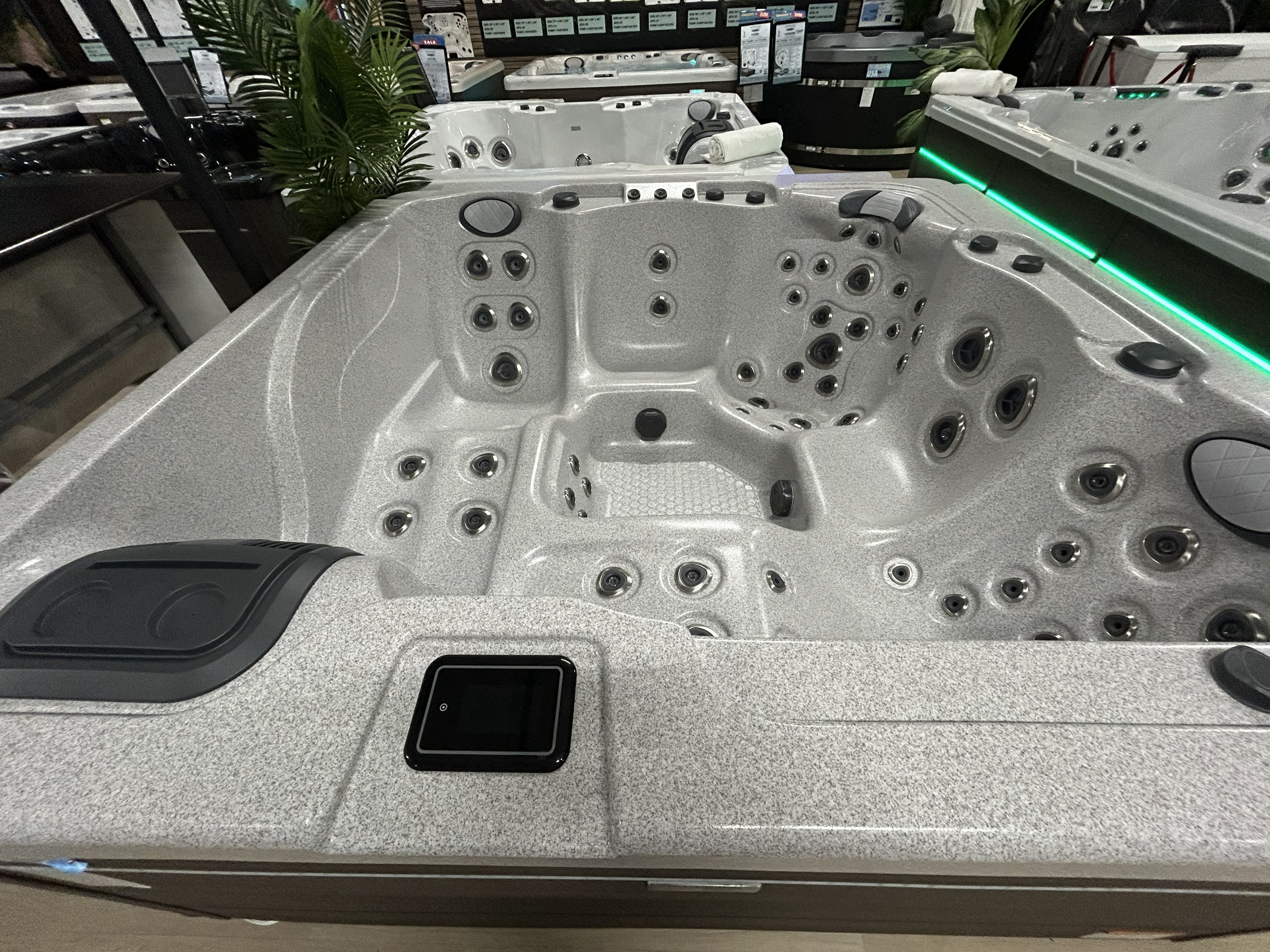 Harmonic H288DL on the showroom floor - front view